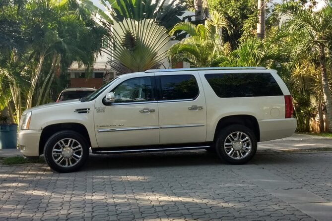 Private Transportation by SUV From the Airport to Cancun Hotel Zone