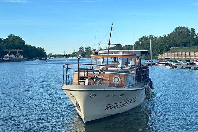 Private Yacht Tour in Budapest - Exploring the Danube River