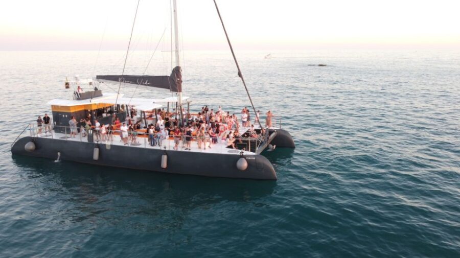 Sancti Petri: Catamaran Cruise With Swim Stop and Lunch