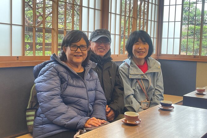 Shizuoka 6hr Private Tour and Japanese Tea Farm Tour With Vehicle
