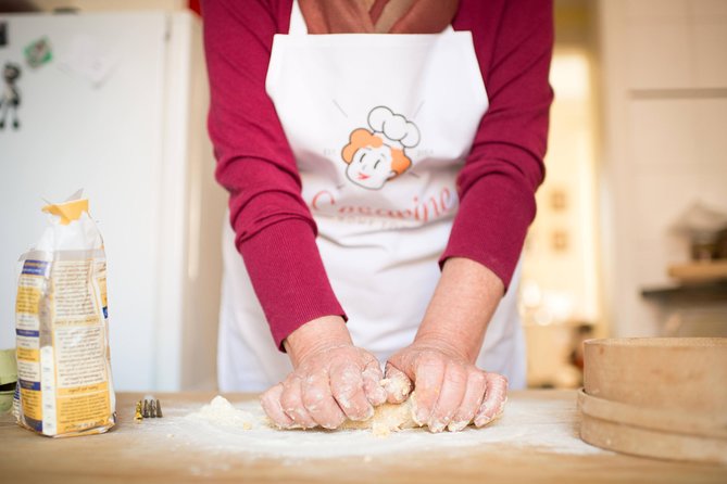 Small Group Market Tour and Cooking Class in Pienza