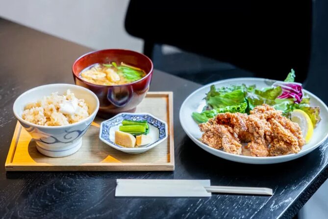 Snow Monkey, Hokusai & Sake: A Perfect Day in Nagano - Meeting at Nagano Station