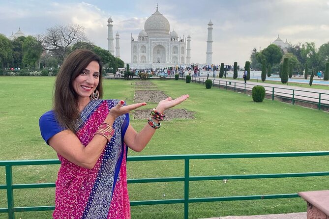 Sunrise Taj Mahal Tour From Delhi