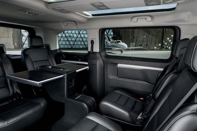 Tbilisi Airport Transfers: Tbilisi City to Tbilisi Airport TBS in Standard Van - Pickup and Drop-off Details