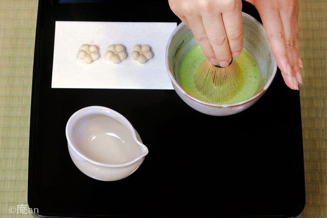 Tea Ceremony Experience (Includes Matcha Grinding Demonstration)