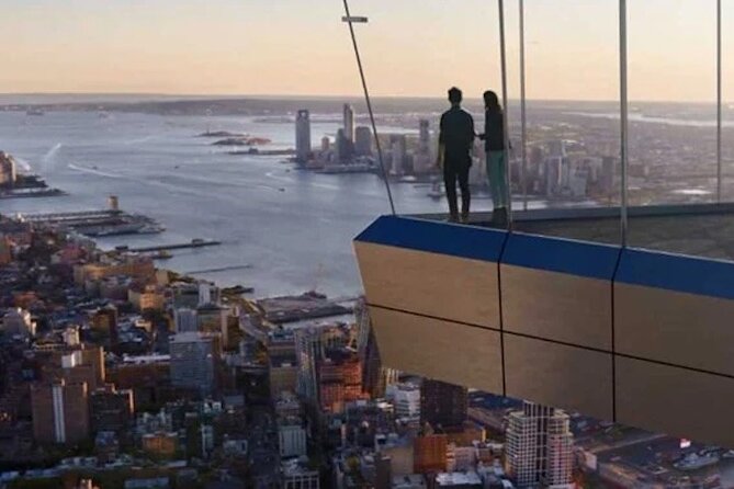 The Edge Observation Deck and 3hr Manhattan Walking Tour