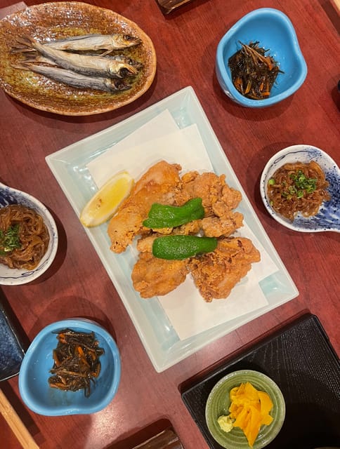 Tokyo: Live Shamisen Guitar and Izakaya Experience