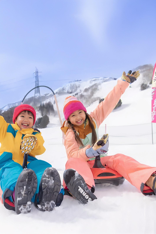 Tokyo: Mt Fujiyama Snow Resort and Onzen Day Trip W/Pickup