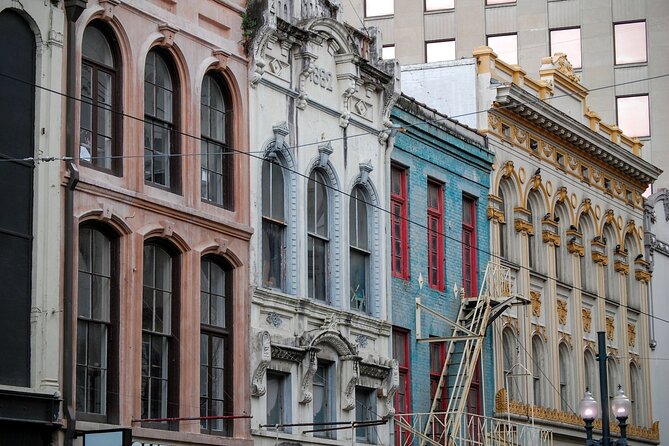 Uptown Elegance Private Tour: New Orleans’ Garden District