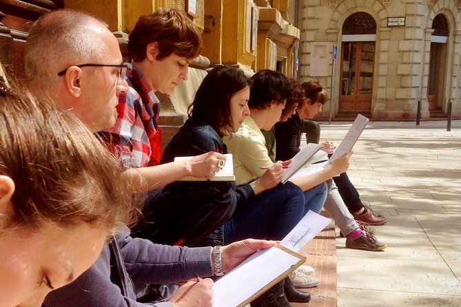 Urban Sketcher Guided Tours With a Local Professional Artist - Tour Overview