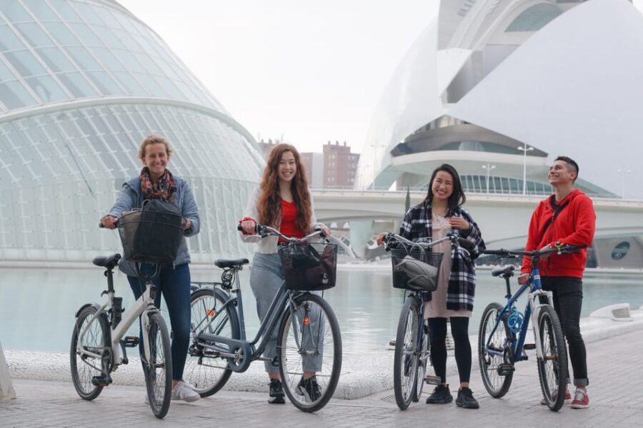 Valencia Guided Bike or E-Bike Tour in Small Group - Tour Overview