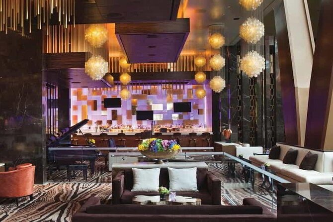 Vegas Nightclub Life : Ultimate Night Out Free Drinks/Party Bus - Tour Overview