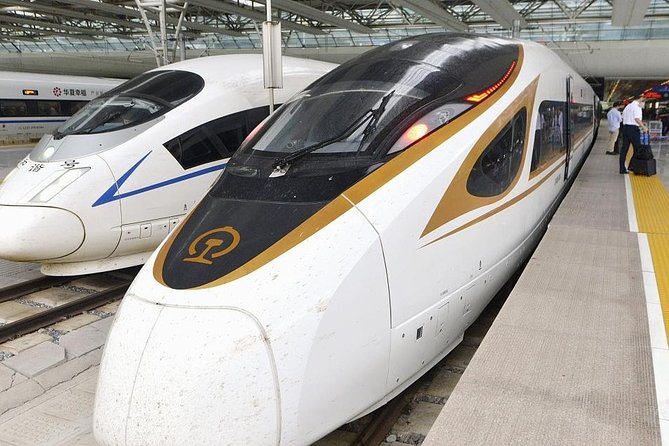 Zhangjiajie Private Departure Transfer:City Hotel to Railway Station