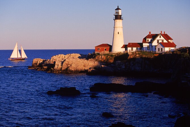2 Hours Sunset Private Charter on Hearts Desire in Casco Bay - Meeting and Pickup