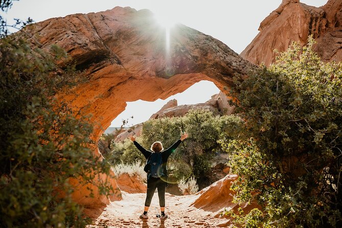 Babylon Arch Hike and Desert Wildlife Adventure - Exploring the Trailhead and Nearby Landmarks