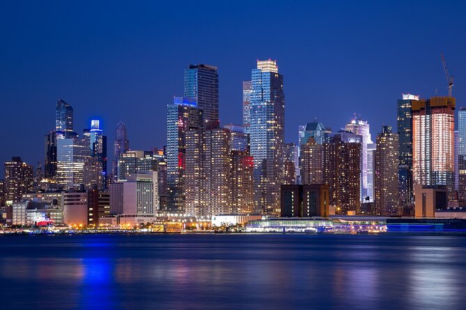 Manhattan Skyline and Statue Night Cruise - Accessibility and Regulations