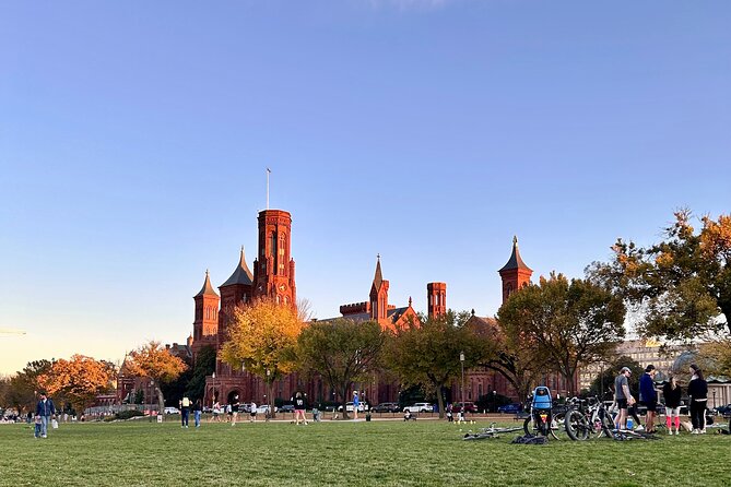 Painting Lesson on the Mall Lawn in DC - Schedule and Participation
