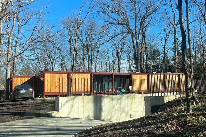 Private Chicago Suburbs Movie Sites Tour - Inclusions and Amenities