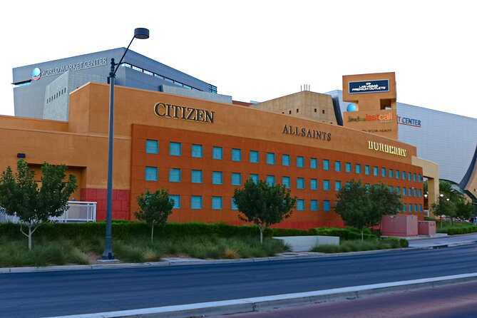 Private Shopping Tour From Las Vegas to Las Vegas North Outlets - Transportation and Pickup