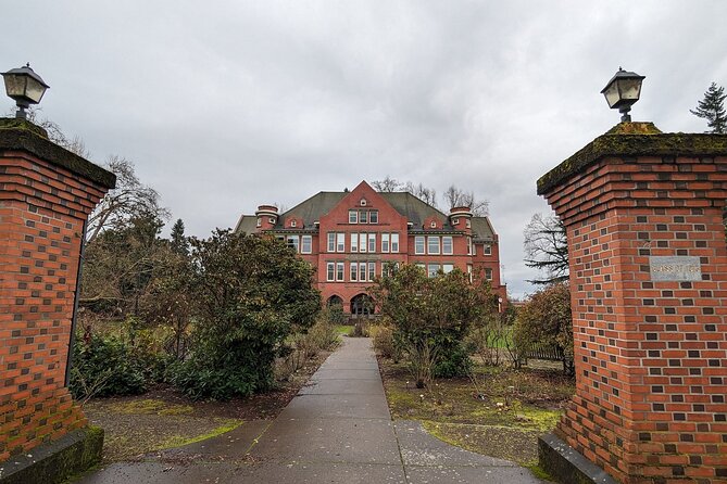 Salem Oregon Scavenger Hunt Walking Tour and Game - Uncovering the Secrets of Salems Downtown