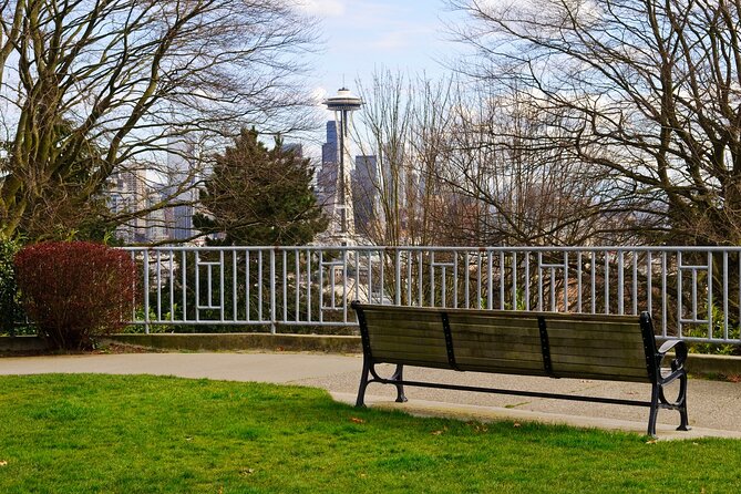 Seattle's Romantic Rendezvous: A Journey of Love - Exploring the Citys Romantic Landmarks