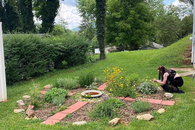 Smoke Bundle Making Workshop Near Asheville - Location and Meeting Information