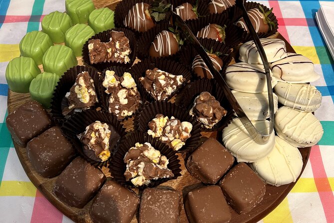 Downtown Tampa Food Tour Review - Venue Accessibility and Comfort