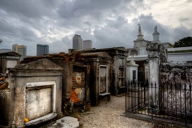 New Orleans French Quarter Private Walking Tour With a Guide - Logistics and Meeting Details