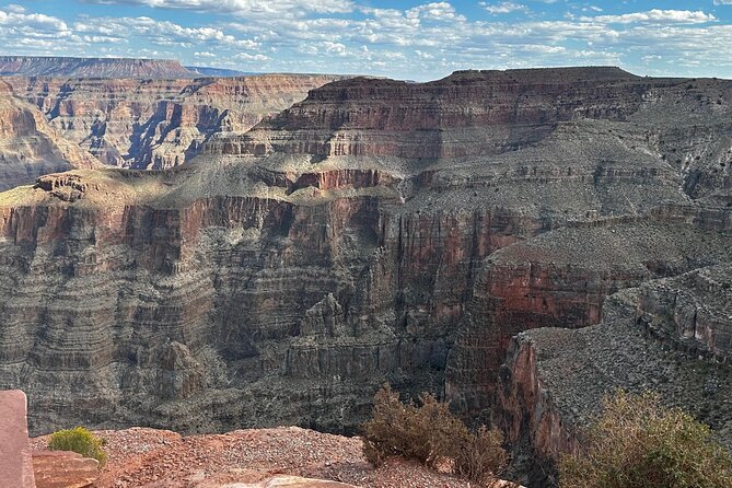 Vertigo From Infinity In The Heart Of The Desert Grand Canyon Skywalk - Amenities and Comforts for a Memorable Journey