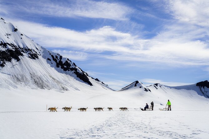 Alaska Helicopter and Glacier Dogsled Tour - SEWARD AREA - Essential Gear and Equipment