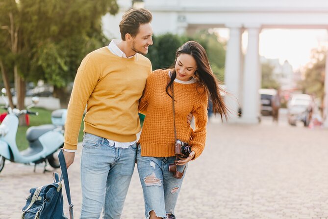 Charmed by Charleston: A Love Story Stroll - Taking in the Citys Vibrant Culture