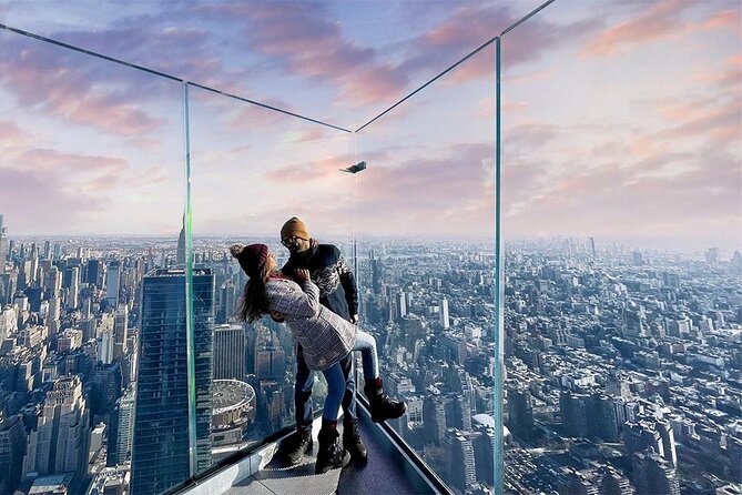The Edge Observation Deck and 3hr Manhattan Walking Tour - Embracing the Small Group Experience