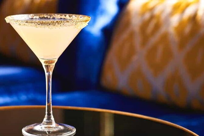 Vegas Nightclub Life : Ultimate Night Out Free Drinks/Party Bus - What to Expect