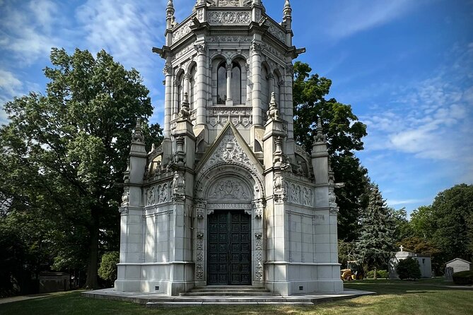 Woodlawn Cemetery Audio Tour Review - The Technological Experience With Voicemap