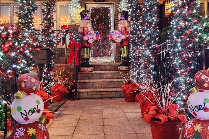 Dyker Heights Brooklyn Christmas Lights Walking Tour - Accessibility and Participation