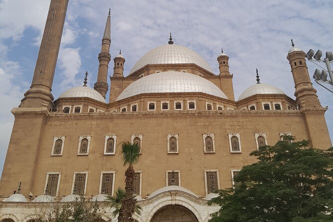 Famous Mosques in Cairo Tour Review - Inclusions and Additional Costs