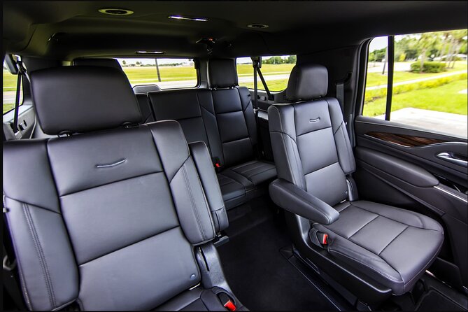 Nashville Limo Service and Airport Transportation Arrival - Gratuity and Cancellation Policy