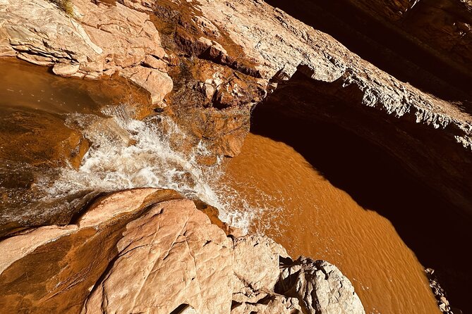 Private Jeep Ride to Toquerville Falls - The Perfect Group Experience