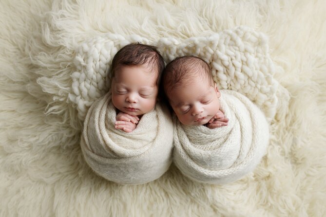 Private Newborn Posing and Photography Mentoring Session - Leveraging Newborn Photography for Business Growth