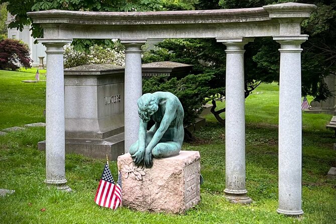 Woodlawn Cemetery Audio Tour Review - Standout Features and Highlights