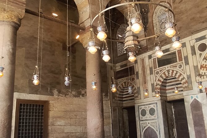 Famous Mosques in Cairo Tour Review - Tour Accessibility and Traveler Tips