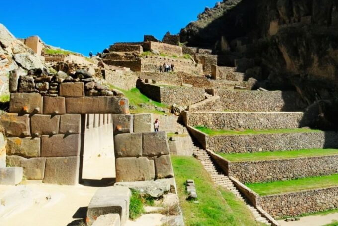 Machu Picchu 5 Days 4 Nights | Private | Luxury ✩✩✩✩ - Arrival and City Tour