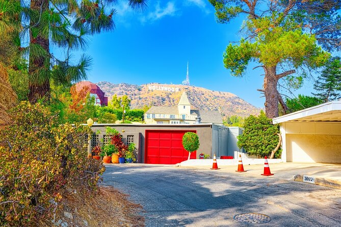 LAs Iconic Tour: Celeb Homes, Walk of Fame, Rodeo & Santa Monica - Pricing and Savings