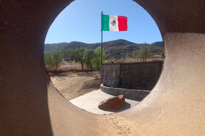 Los Angeles —>Wine Tour Guadalupe Valley/Fauna Restaurant - Dining at Fauna Restaurant