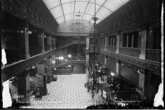 Milwaukee Downtown Ghost Tour - The Shadow of City Hall - Uncovering the Shadow of City Hall