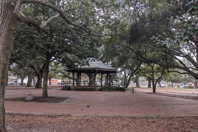 Pensacola Most Haunted: Ghost Tour Review - Tour Limitations and Things to Consider