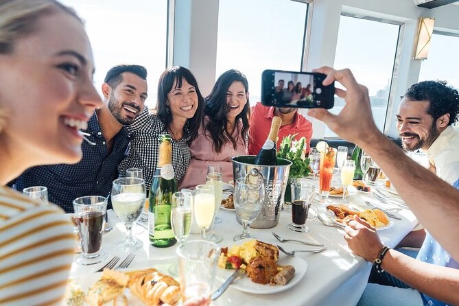Philadelphia 2-Hour Brunch Cruise on the Delaware River - Enjoying the Delaware River Views