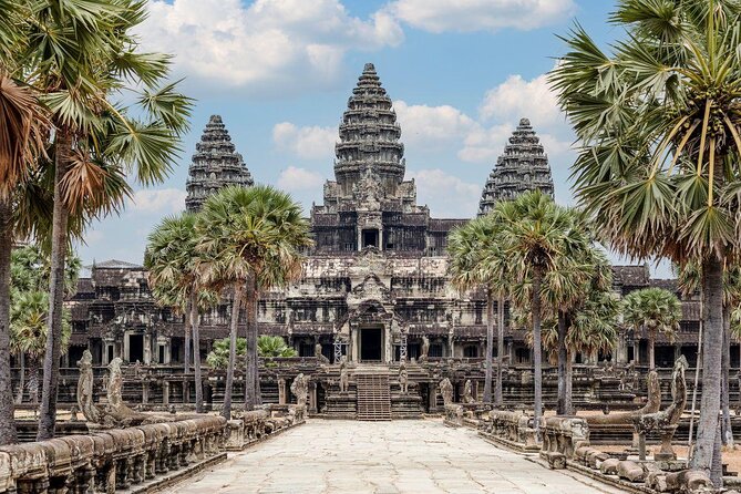 Angkor Wat Private Bike Tour Avoid the Crowds