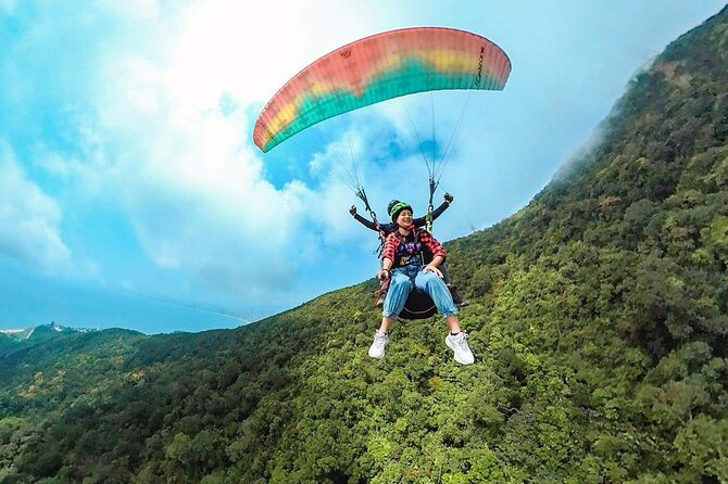 Da Nang Vietnam Paragliding Activity