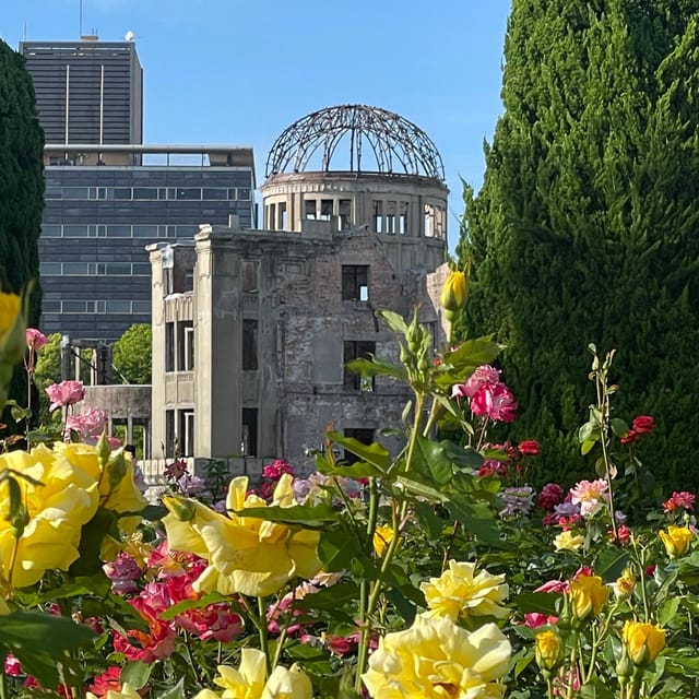 Hiroshima and Miyajima Satisfying Private Tour With a Local